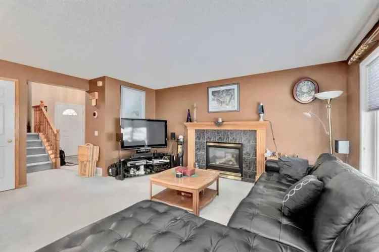 House For Rent in Calgary, Alberta