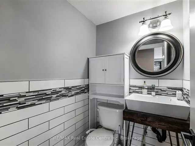 House For Sale in 89, Max Becker Drive, Kitchener, Ontario