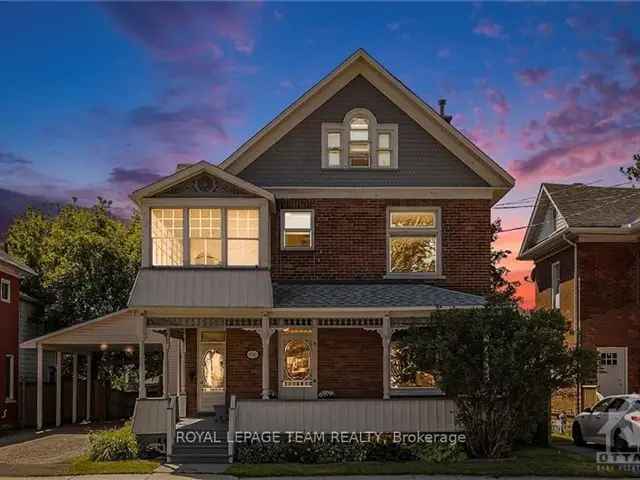 Spacious Victorian Home 4 Beds 2 Baths Parking for 5