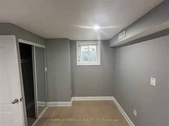 Spacious 2-Bedroom Basement Apartment with Parking