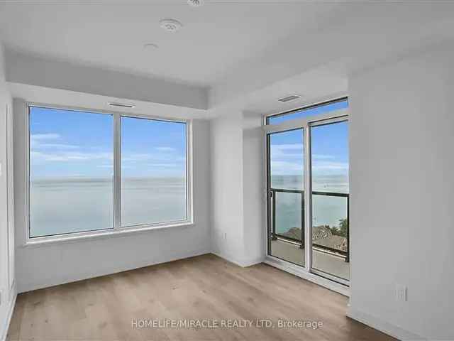 Bright Spacious Corner Unit Stunning Lake Views Grimsby Odyssey Condo