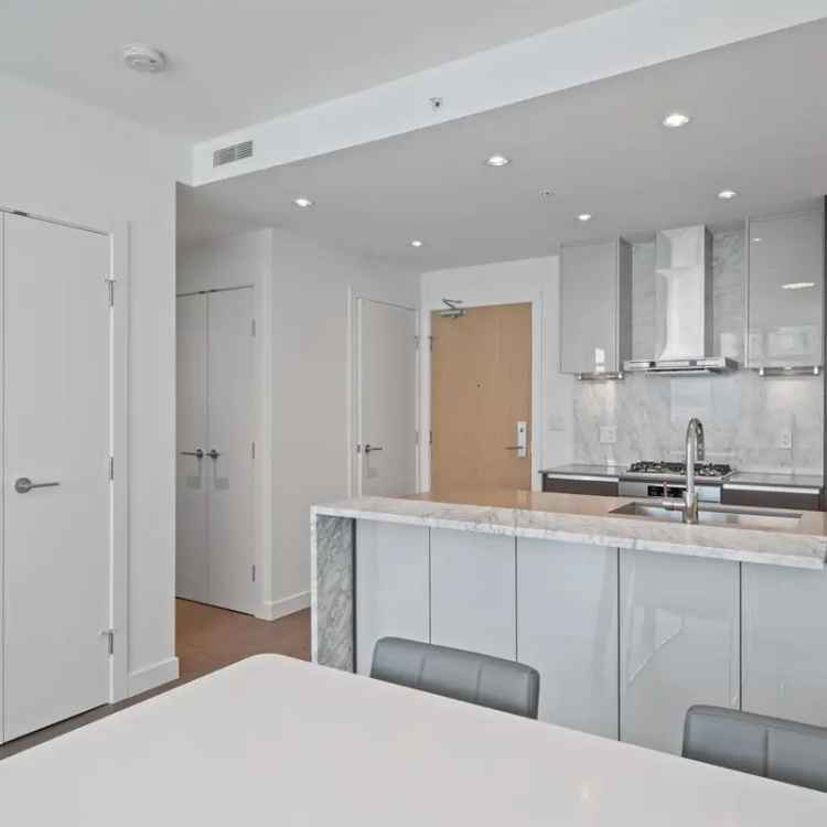 1 Bedroom Condo for Sale in Metrotown Station Square 3