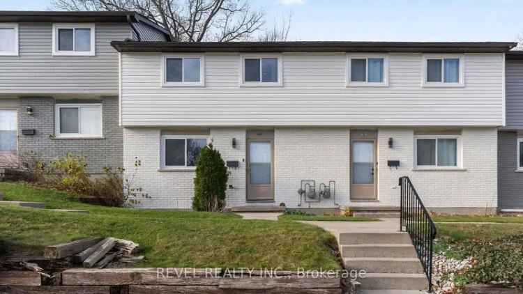 3-Bedroom Townhouse Condo in Byron London Family Friendly Near Top School