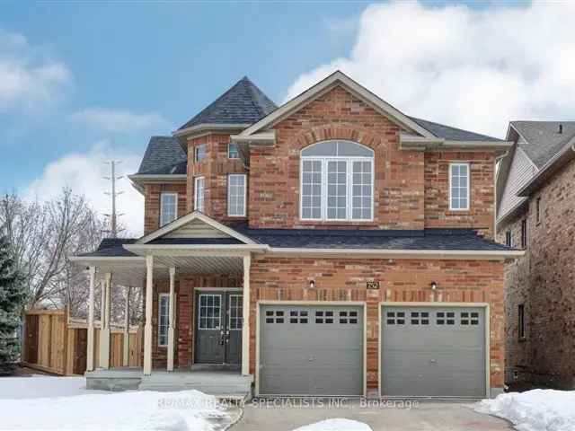 House For Sale in 752, White Clover Way, Mississauga, Ontario