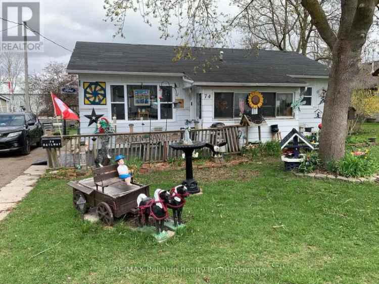 Renovated 1960s Bungalow - Starter Home
