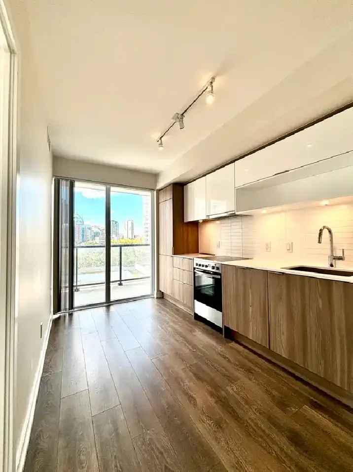 Rent Downtown Condo with Large Balcony at 159 Wellesley Street East