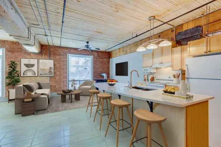 Hudson Loft Beltline 778 sq ft Open House Saturday