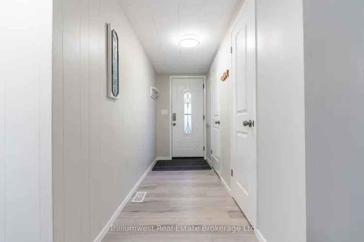 Sauble Beach Cottage: Newly Renovated Family Getaway Investment Property
