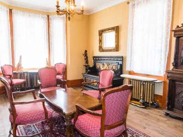 Victorian Home for Sale in St-Pascal 4 bedrooms