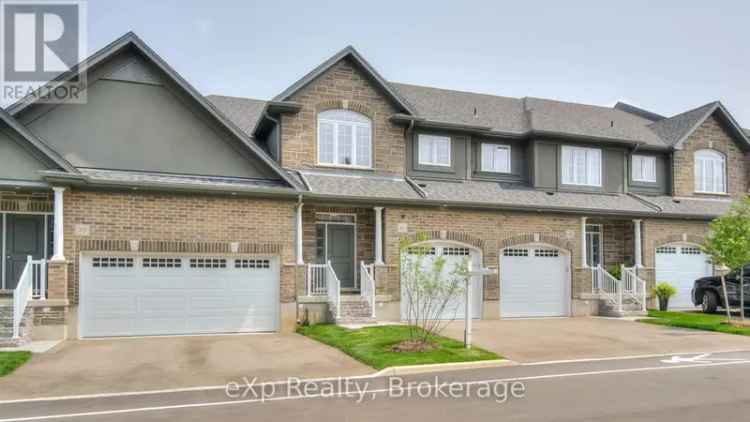 Rent Beautiful Townhouse in Stratford with Modern Features