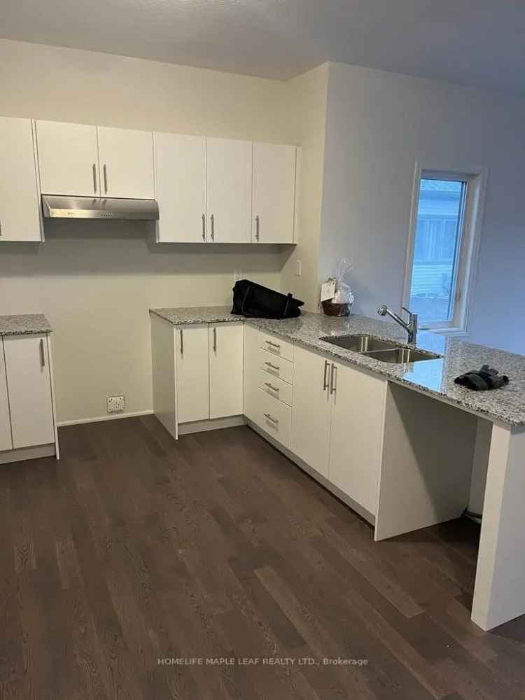 House For Sale in Ontario