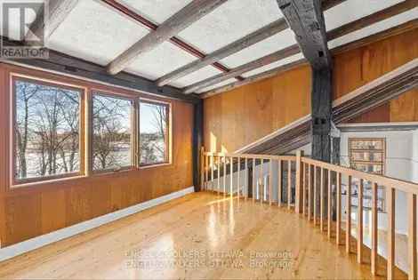 4 Bedroom 198m² Waterfront Home Ottawa