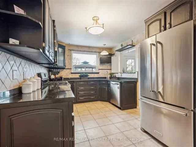 House For Sale in 35, Bartley Bull Parkway, Brampton, Ontario