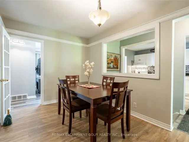 House For Sale in Niagara Falls, Ontario