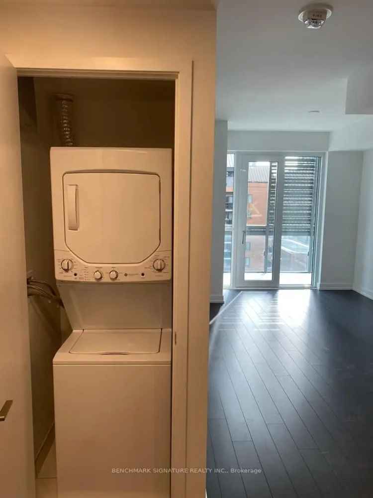 Condo For Sale in Toronto, Ontario