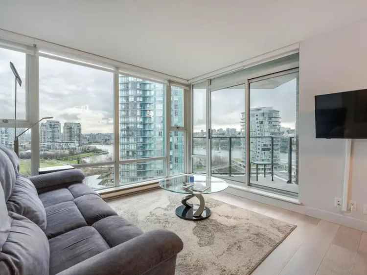 Condo For Sale in Vancouver, British Columbia