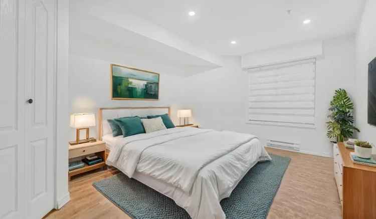 Queen Mary Park Condo for Sale - Renovated 1 Bed 1 Bath