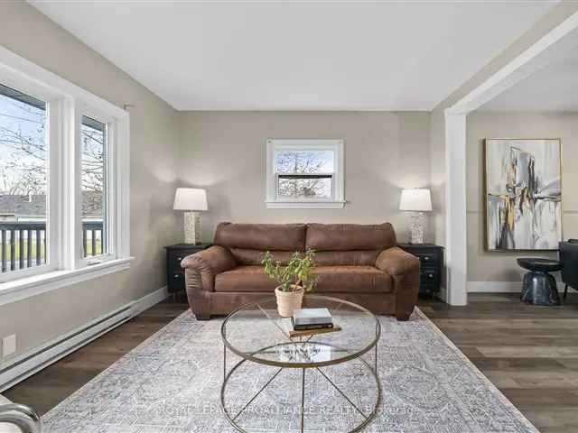 House For Sale in Belleville, Ontario