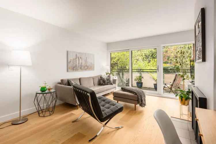 Fairview VW Condo for Sale in Landmark Grand