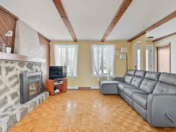 5 Bedroom Family Bungalow for Sale in Charlesbourg