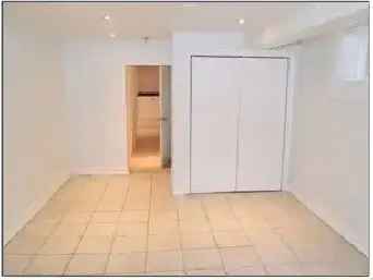 Basement Studio with Separate Entrance Near Park and TTC