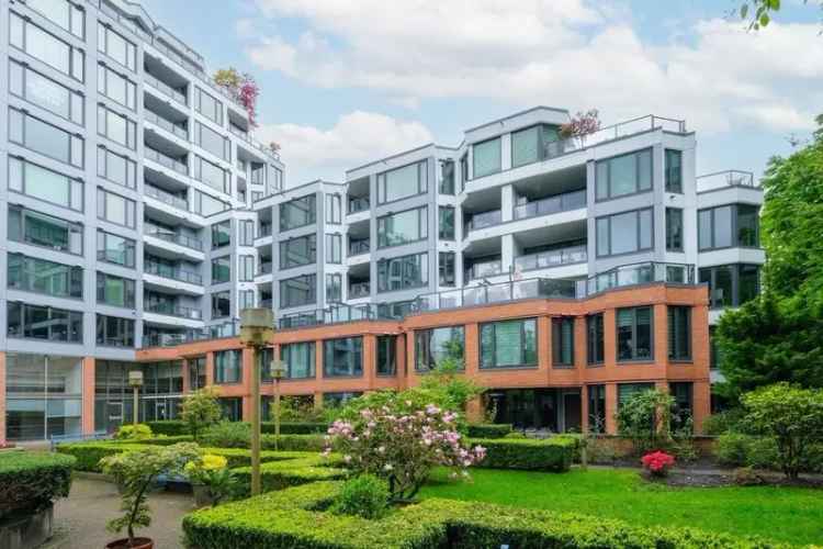 Fairview VW Condo for Sale: Updated 2 Bed, 2 Bath with Mountain Views