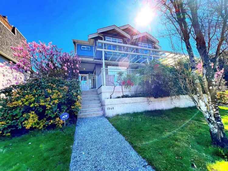 Central Lonsdale 3 Bed 3 Bath Duplex No Strata Fees 2 Parking Stalls