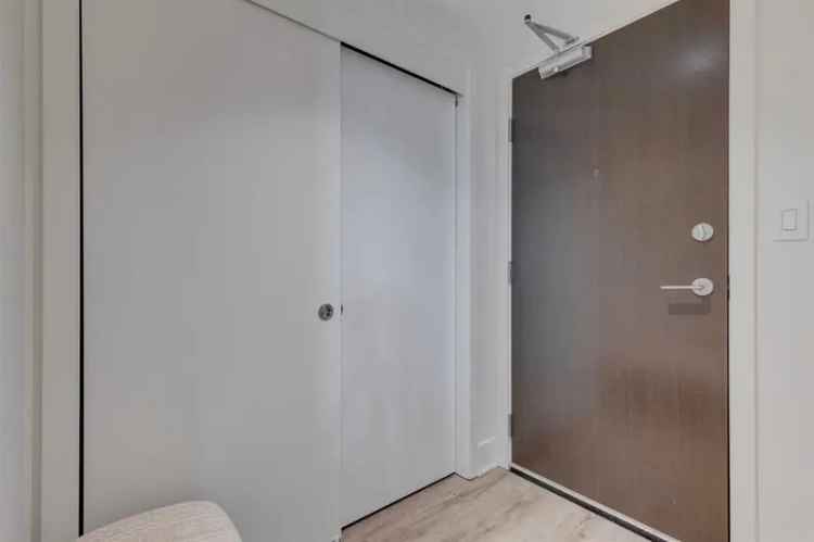 Luxury 2-Bedroom Condo with Stunning Mountain Views