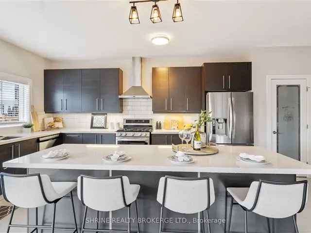 Luxury 4 2 Bedroom Home in Fanshawe Ridge with Income Suite