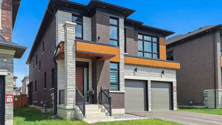 House For Sale in Vaughan, Ontario