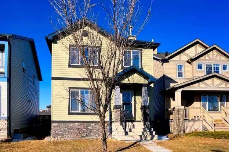 House For Sale in Calgary, Alberta