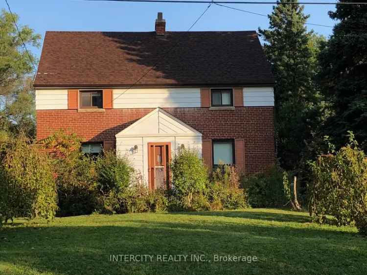 House For Sale in Vaughan, Ontario