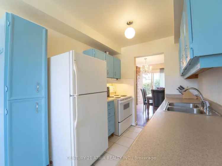 Spacious 5-Bedroom Freehold Townhome No Maintenance Fees