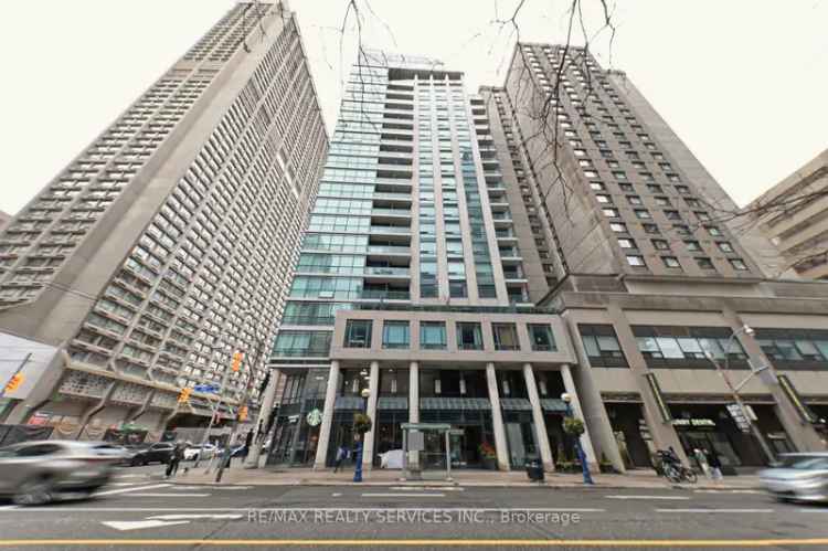 Yorkville Executive Condo 1 Bed 1 Den Bay Bloor Steps to Amenities