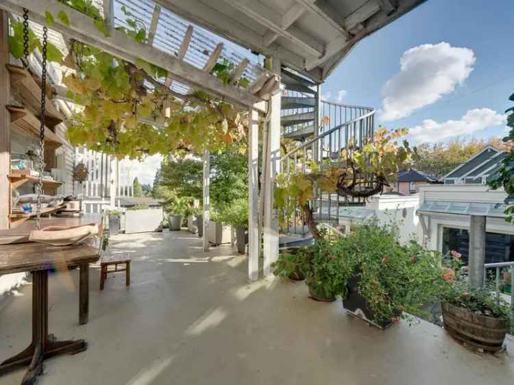 1910 Mount Pleasant Character Home 3299 sq ft 4-Storey 2 Studios Panoramic Views