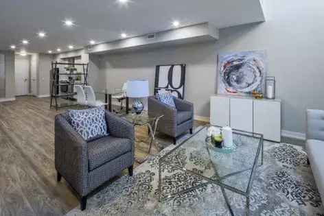 3 rooms apartment of 625 m² in Toronto