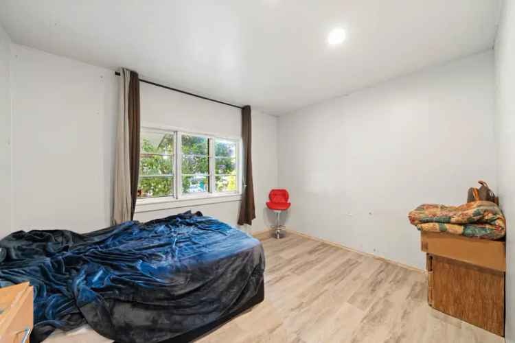 Ocean Park House for Sale near Beach