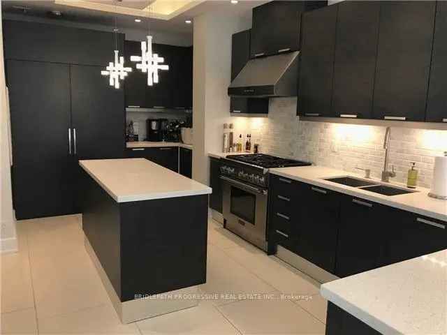 Condo For Rent in Toronto, Ontario