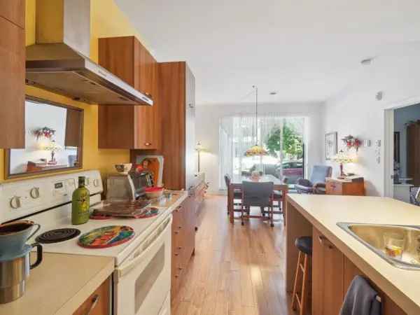 Condo for sale (Montréal (Île)) #QC369