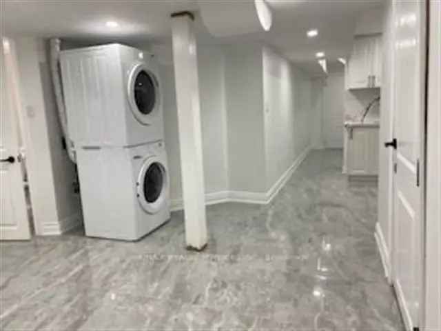 1 Bedroom Basement Suite Near School and Park