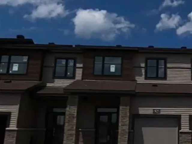 Townhouse For Rent in 925, Athenry Court, Ottawa, Ontario