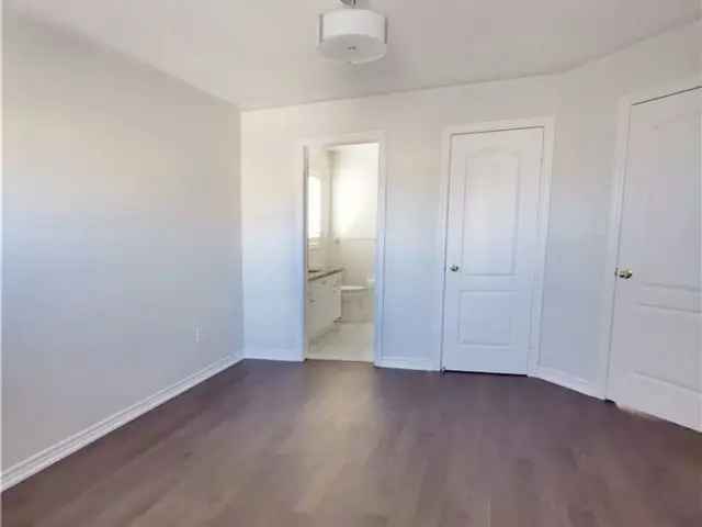 House For Rent in Richmond Hill, Ontario