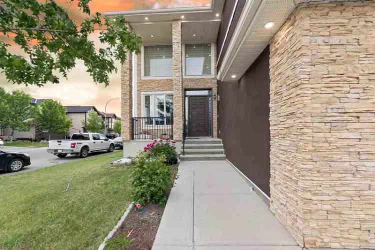 House For Rent in Calgary, Alberta