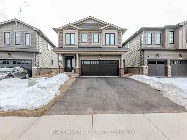 House For Sale in Hamilton, Ontario