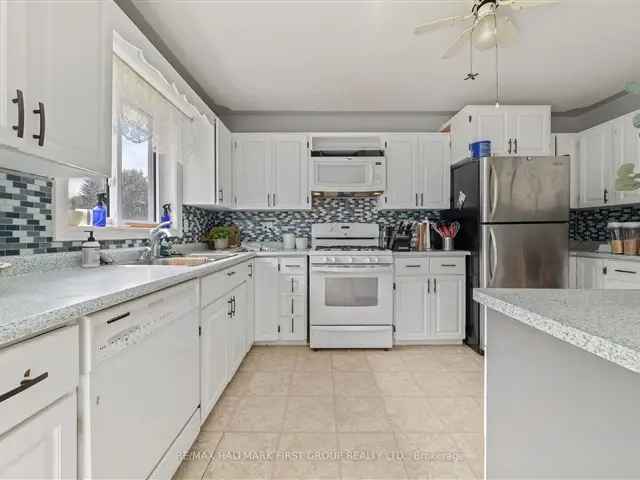 House For Sale in Brighton, Ontario