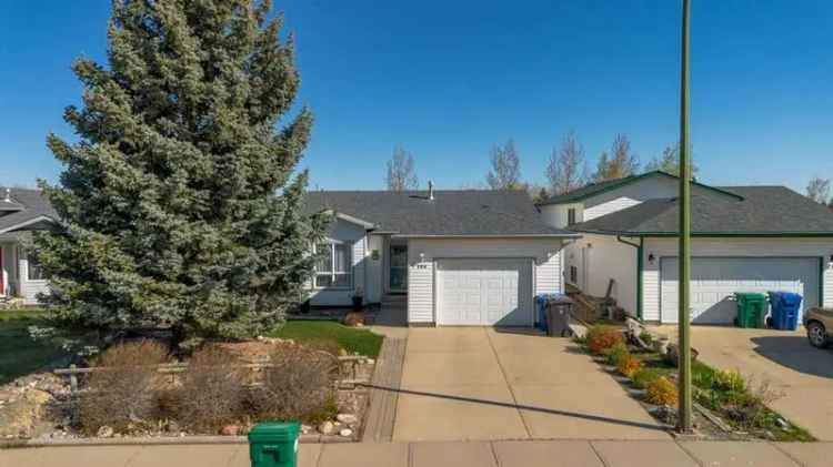 3-Bedroom Bungalow near University of Lethbridge