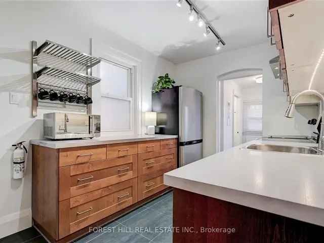 House For Rent in 176, Pendrith Street, Toronto, Ontario