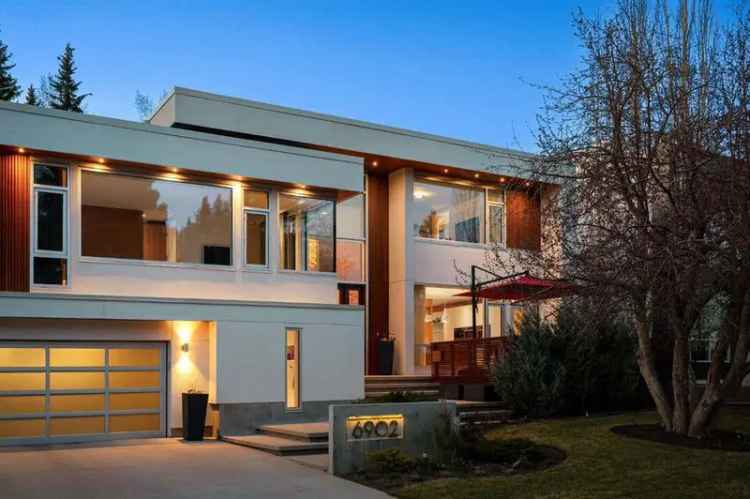 Luxury 5000+ sq ft Family Home in Lakeview Village
