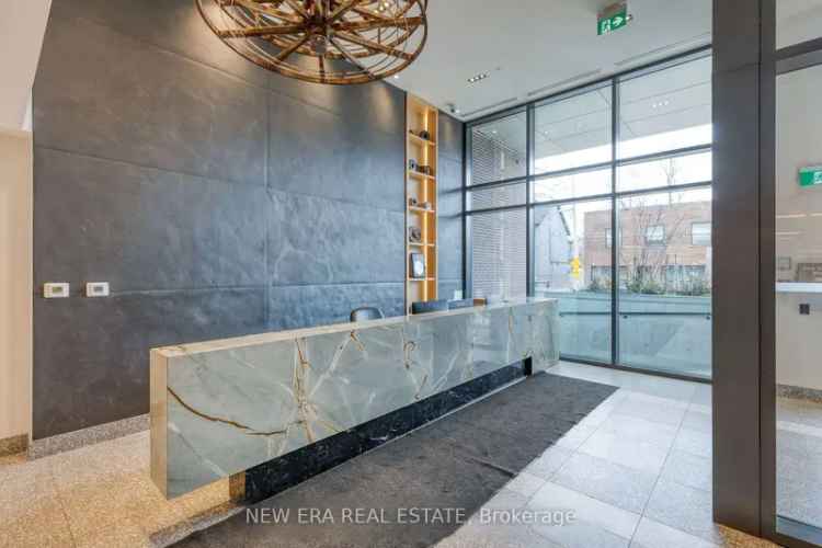 Luxury Condo with Prime Location and Amazing Amenities