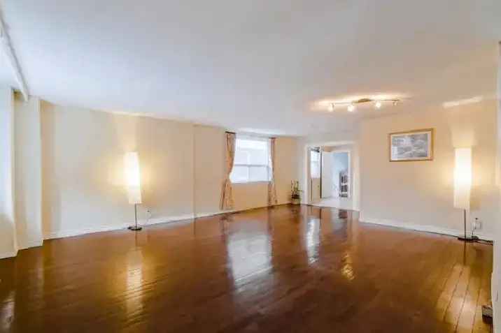 Rent Huge Petfriendly Apartment with Large Yard in Great Location